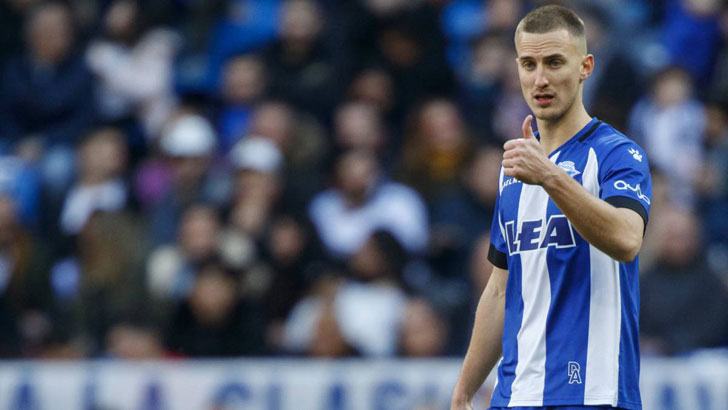 Rodrigo Ely in action for Alaves Rodrigo Ely in action for Alaves