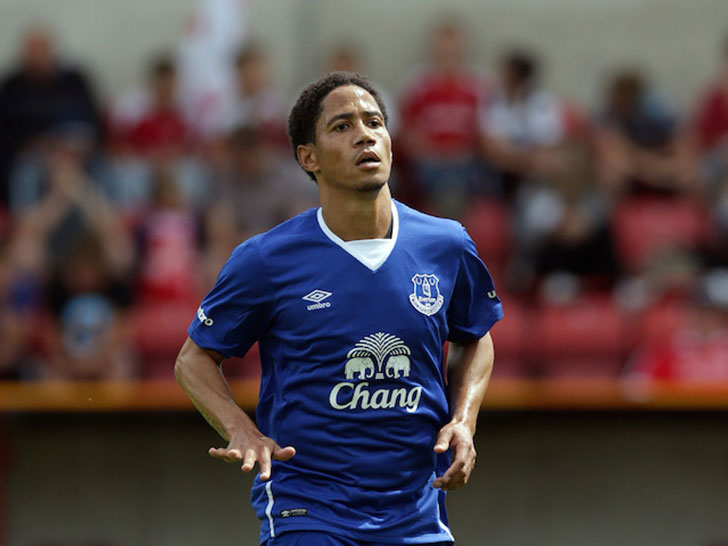 Steve Pienaar in action for Ajax or Everton Steve Pienaar in action for Ajax or Everton
