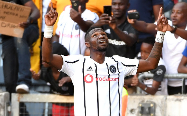 Tshegofatso Mabasa in action for Orlando Pirates Tshegofatso Mabasa in action for Orlando Pirates